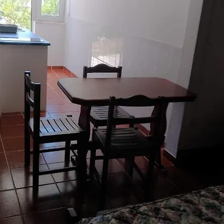 Apartament Dos Mangues *
